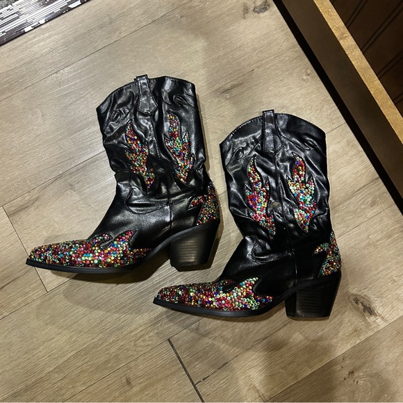 Black Sequin Embellished Women's Boots - Picture 2 of 2